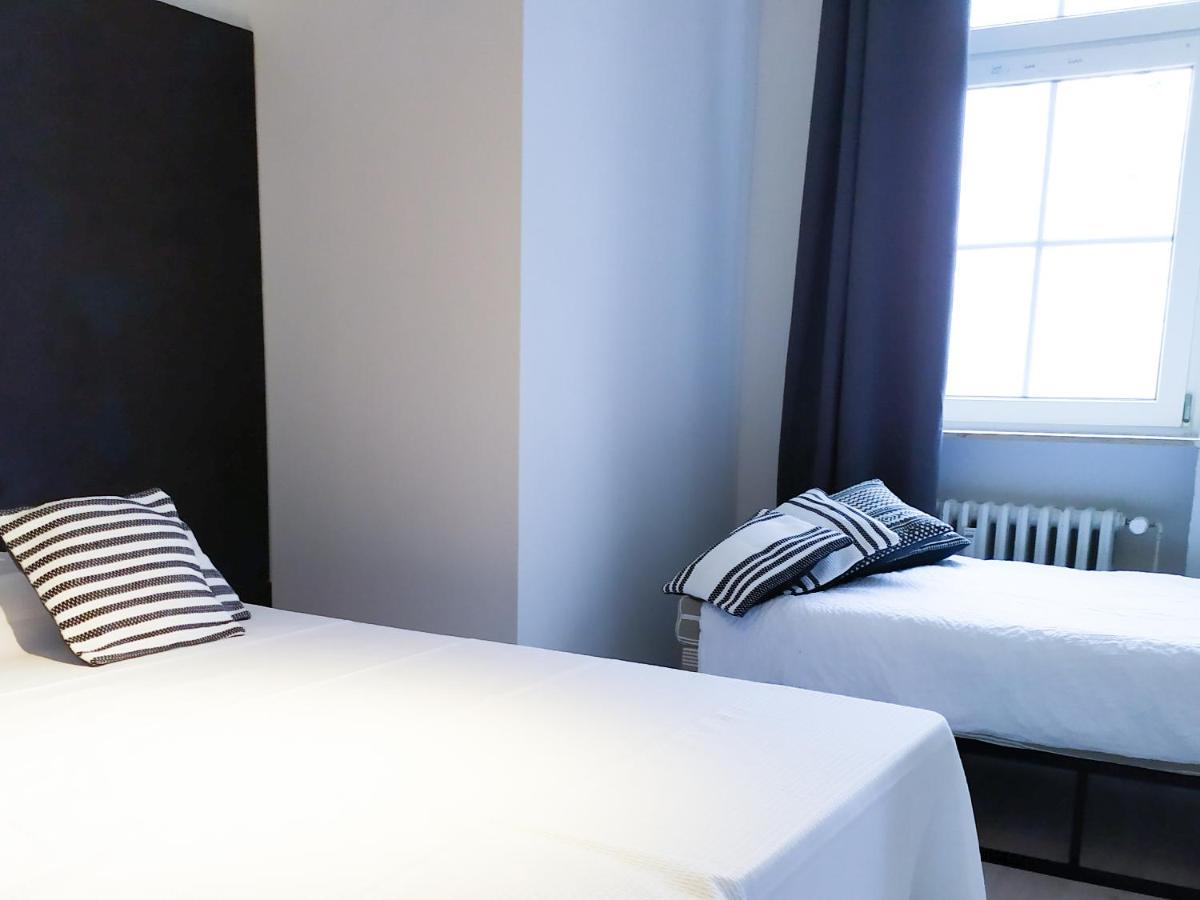 Alte Schule Gaestehaus - Fraeulein Apartment Bitburg Dış mekan fotoğraf