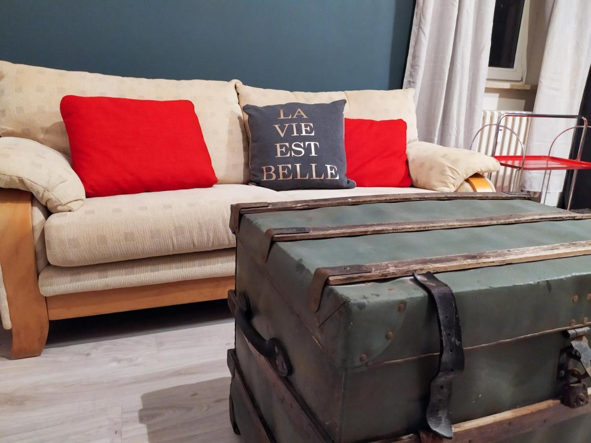 Alte Schule Gaestehaus - Fraeulein Apartment Bitburg Dış mekan fotoğraf